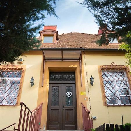 Apartament Katus Apartman Eger Zewnętrze zdjęcie