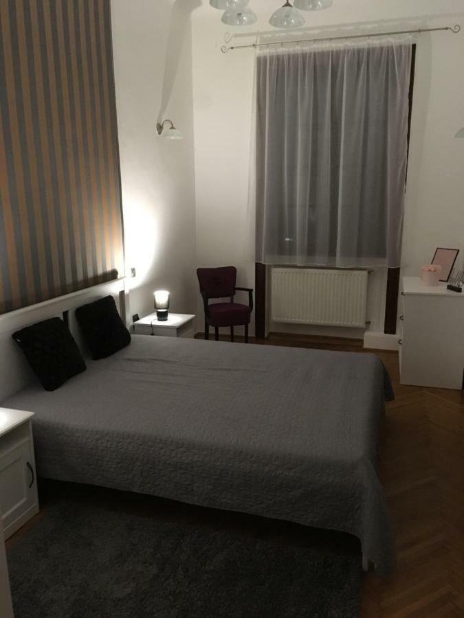 Apartament Katus Apartman Eger Zewnętrze zdjęcie